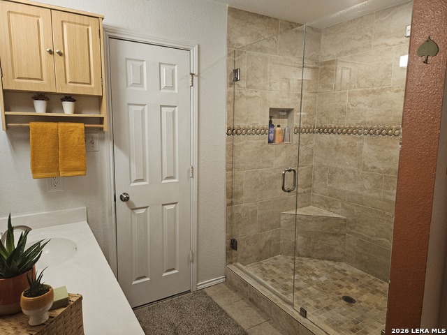 5830 Sherbrooke Oak Property Photo 23