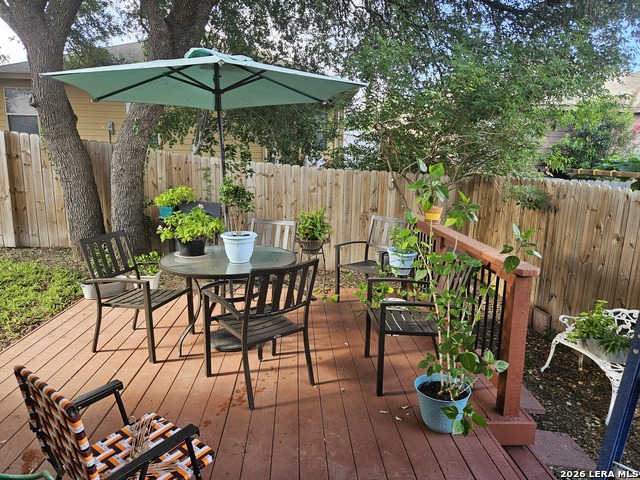 5830 Sherbrooke Oak Property Photo 32