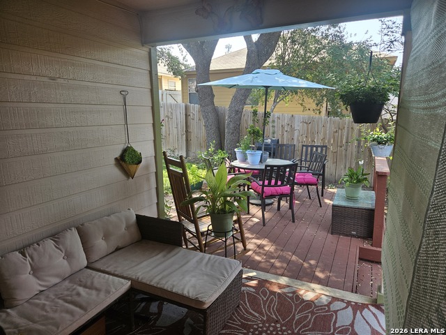 5830 Sherbrooke Oak Property Photo 34