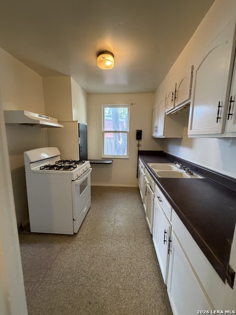 2019 Martin Luther King Dr Property Photo 6