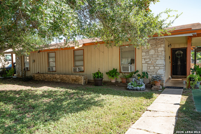 300/302 Koch Property Photo 1