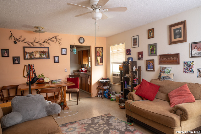 300/302 Koch Property Photo 21