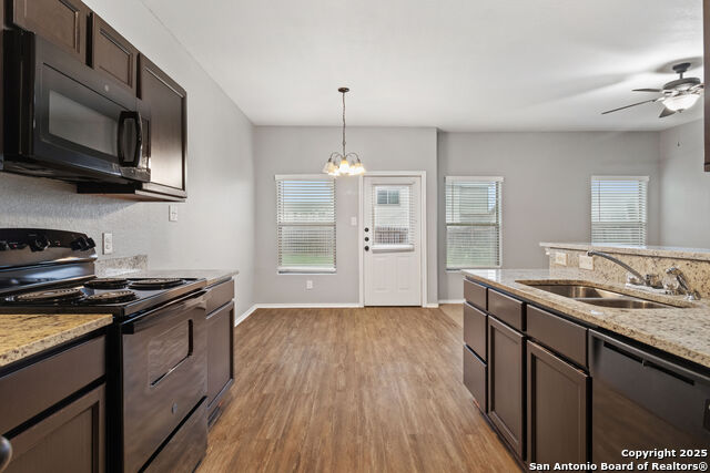 8707 Azul Sky Ct Property Photo 7