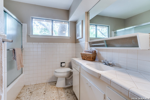 2734 Castanet St Property Photo 20