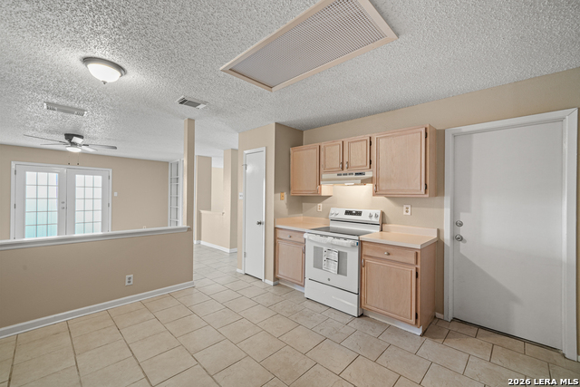6827 Misty Field Dr Property Photo 10