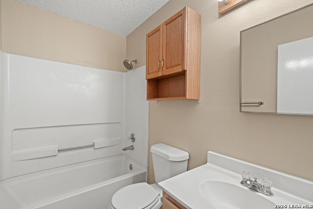 6827 Misty Field Dr Property Photo 17
