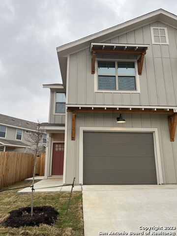 13851 Enzo Gate Property Photo 3