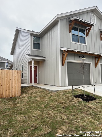 13851 Enzo Gate Property Photo 4