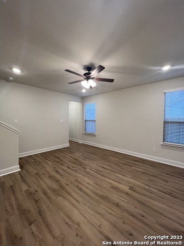 13851 Enzo Gate Property Photo 13