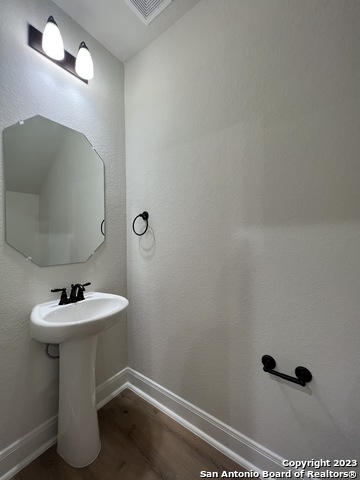 13851 Enzo Gate Property Photo 15