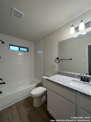 13851 Enzo Gate Property Photo 25