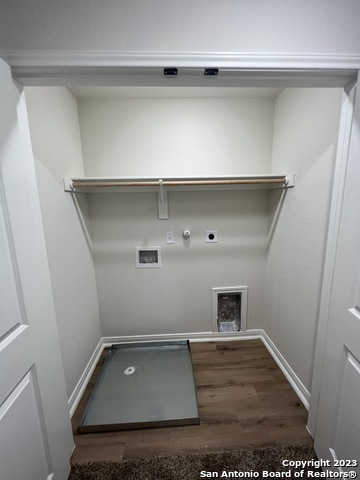 13851 Enzo Gate Property Photo 37