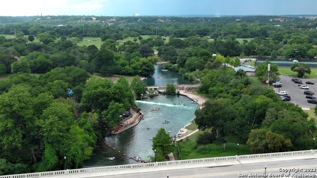 465 S Guenther Ave Property Photo 19