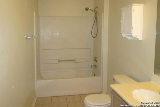 6718 Badger Pass Dr Property Photo 8