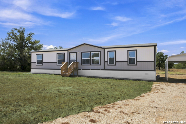 872 Main Loop Rd Property Photo 3
