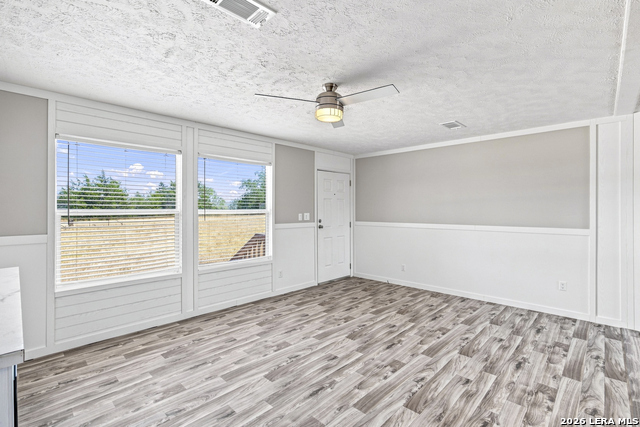 872 Main Loop Rd Property Photo 12