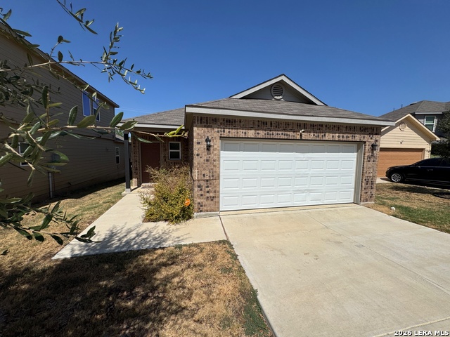20715 MAPLE GRV Property Photo 1