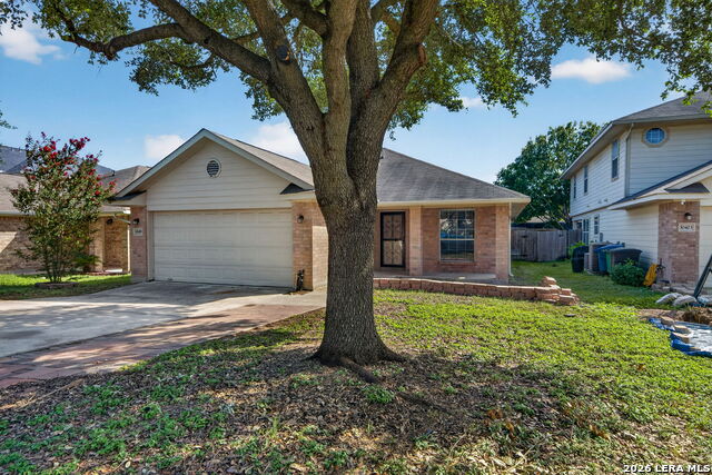 10419 Goldcrest Mill Property Photo 4