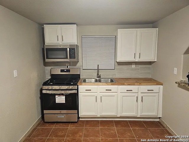 503 Grosvenor St Property Photo 6