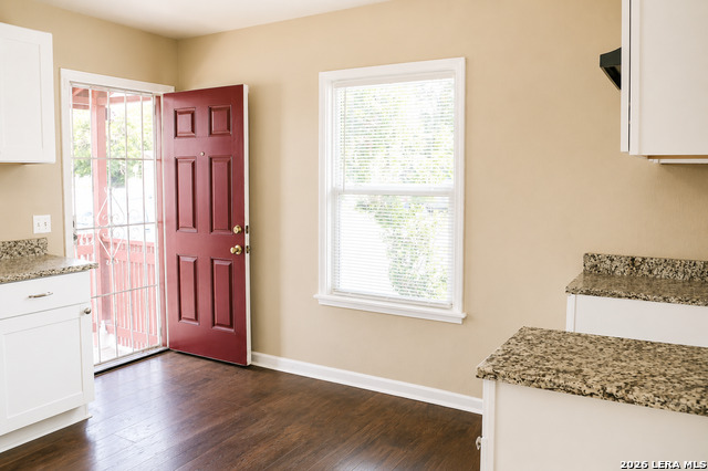 2254 Texas Ave Property Photo 4