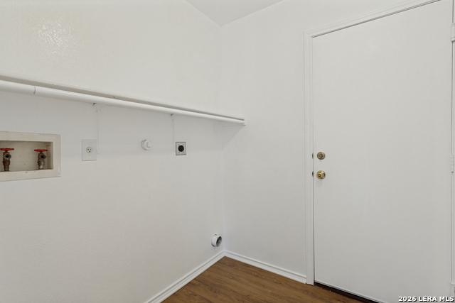 31 Braches Park Property Photo 14