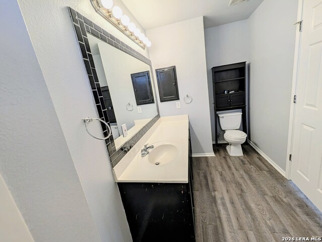 15706 Ashley Mnr Property Photo 12