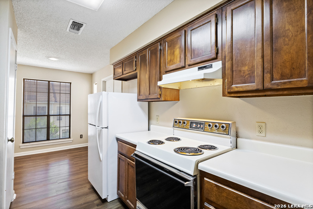 2255 Thousand Oaks Property Photo 10