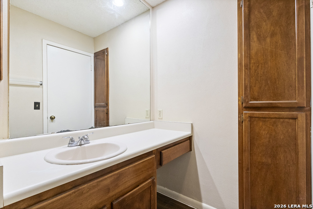 2255 Thousand Oaks Property Photo 21