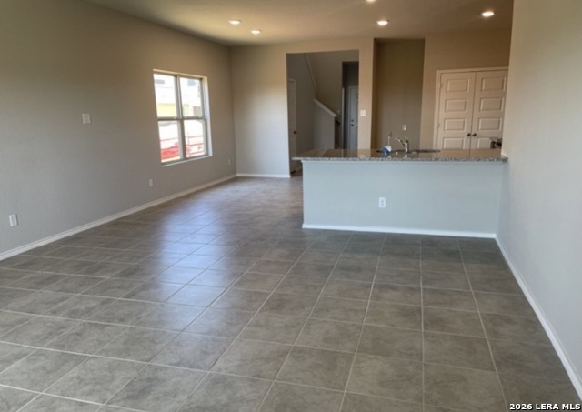 2509 Marty Way Property Photo 4