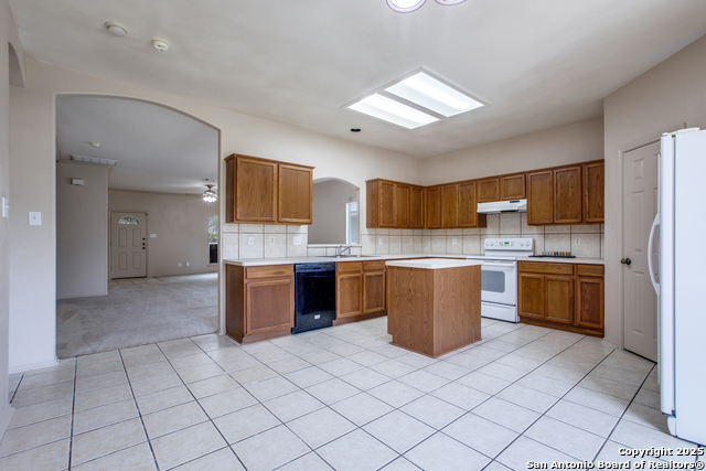 4126 Talavera Trl Property Photo 3