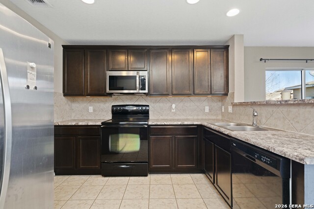11747 Deer Ml Property Photo 8