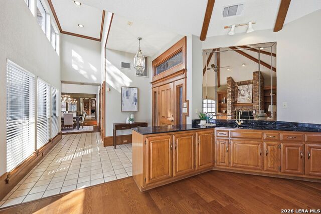 2806 Squaw Creek Dr Property Photo 12