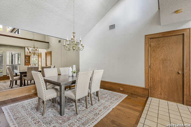 2806 Squaw Creek Dr Property Photo 15