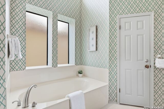 2806 Squaw Creek Dr Property Photo 22