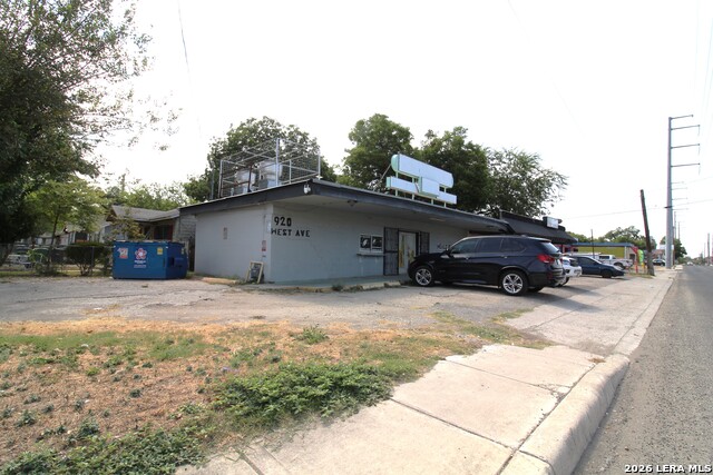 920 West Property Photo 2