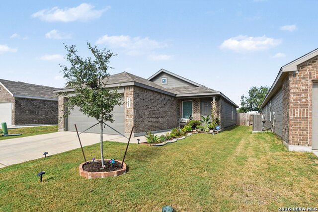 9617 Garnet Grv Property Photo 2