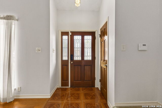 16715 Henderson Pass Property Photo 7