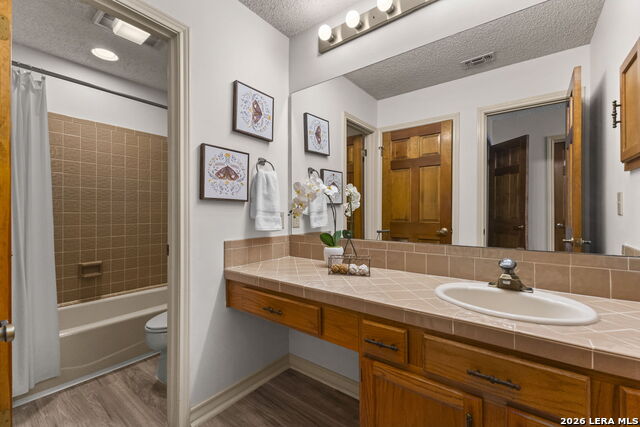 16715 Henderson Pass Property Photo 31