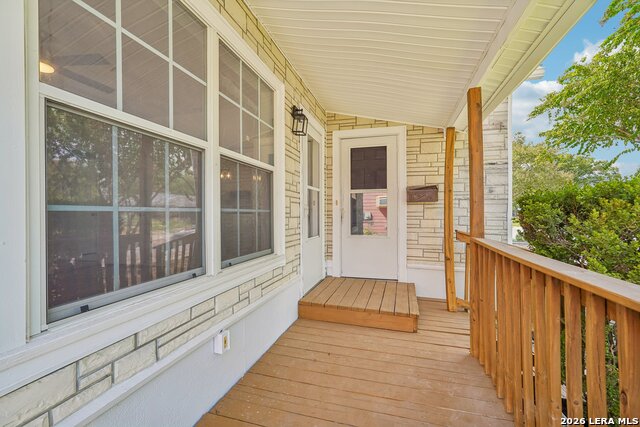 254 Lone Star Blvd Property Photo 3