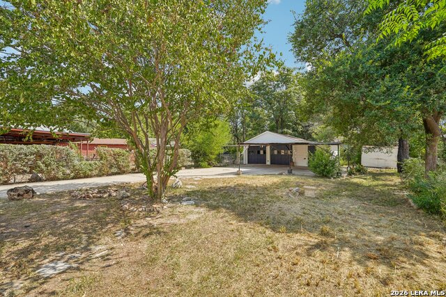 254 Lone Star Blvd Property Photo 20