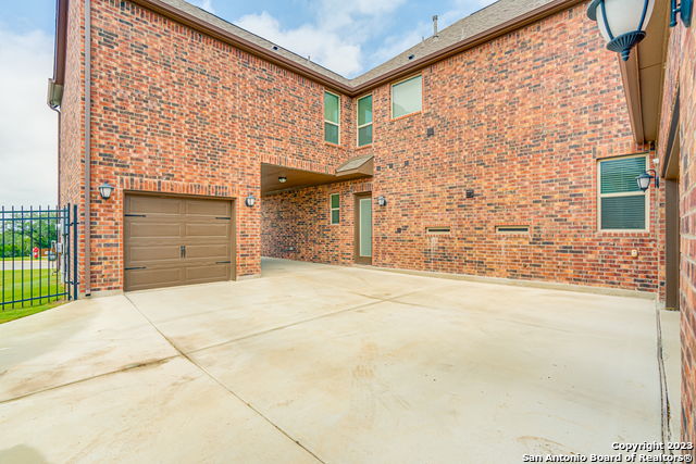 531 Lilly Blf Property Photo 59