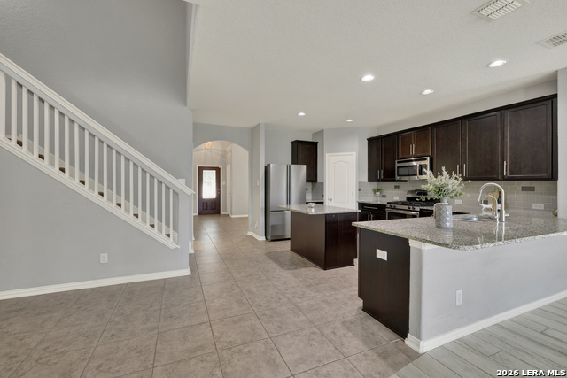 7910 Coolspring Dr Property Photo 17