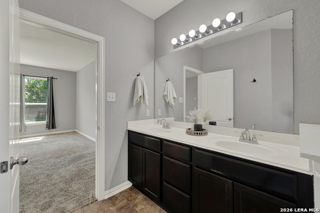 7910 Coolspring Dr Property Photo 22