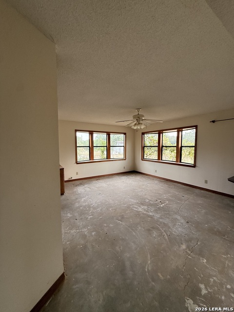 14634 State Highway 7 E Property Photo 21