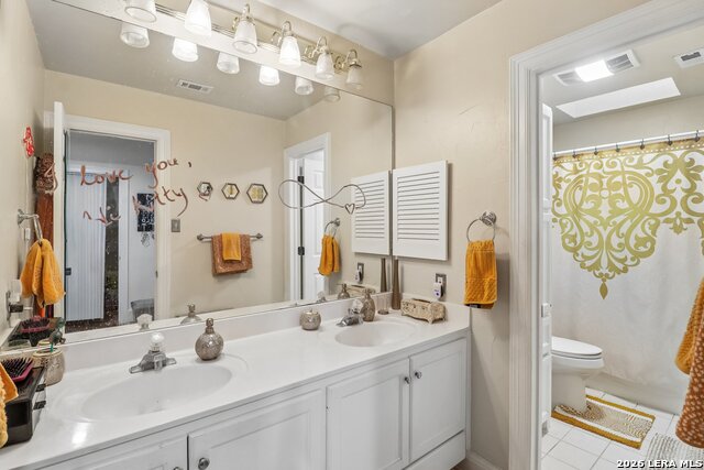8238 Plum Valley Dr Property Photo 39