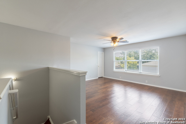1604 Rolling Brook Ln Property Photo 16
