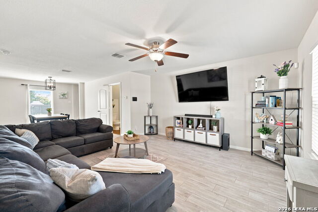 15250 Snug Harbor Way Property Photo 6