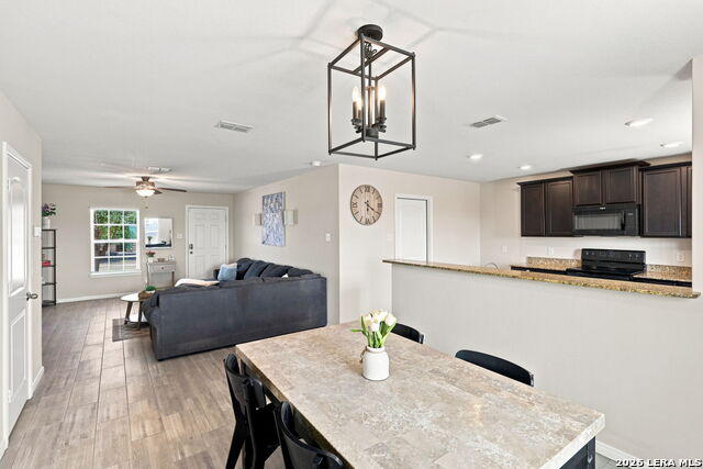 15250 Snug Harbor Way Property Photo 7