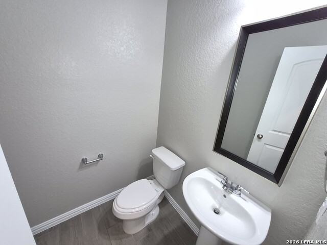 2102 Gabby Cole Ln Property Photo 28