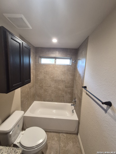 6866 Lakeview Dr. Property Photo 16